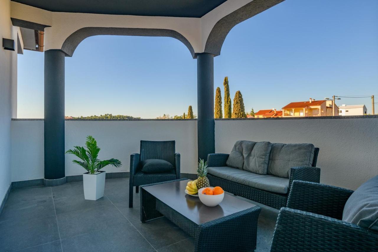 Complex Villa White Pula Extérieur photo
