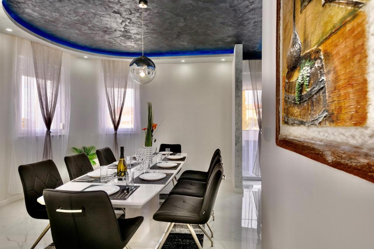 Complex Villa White Pula Extérieur photo